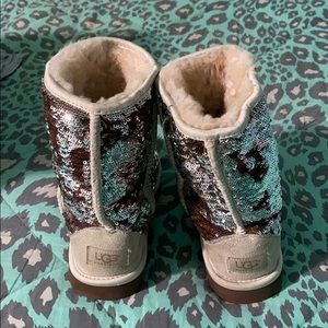 Sequin color changing uggs